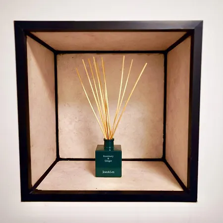 Edler Wohnraum Luxurioeses Mit Balkon, Boxspringbett, Kaffeevollautomat, Lift & Parkplatz Apartamento Chemnitz