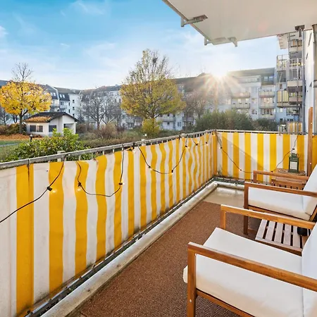 Apartamento Edler Wohnraum Luxurioeses Mit Balkon, Boxspringbett, Kaffeevollautomat, Lift & Parkplatz Chemnitz