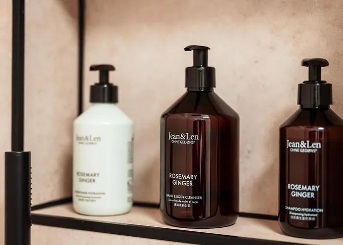 Edler Wohnraum Luxurioeses Mit Balkon, Boxspringbett, Kaffeevollautomat, Lift & Parkplatz شيمنيتز