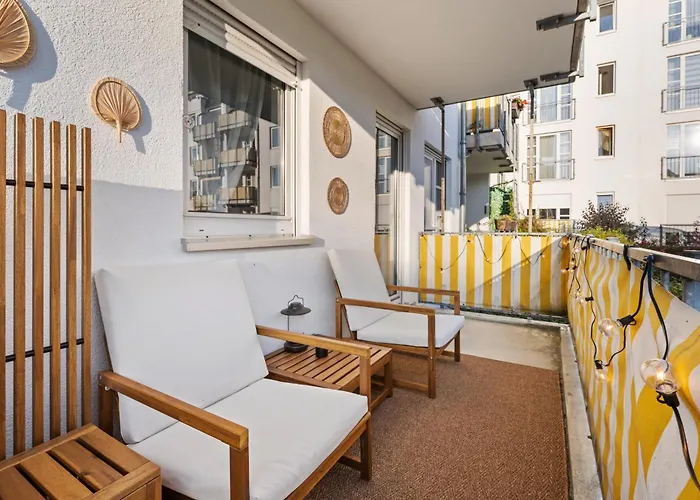 شقة Edler Wohnraum Luxurioeses Mit Balkon, Boxspringbett, Kaffeevollautomat, Lift & Parkplatz شيمنيتز